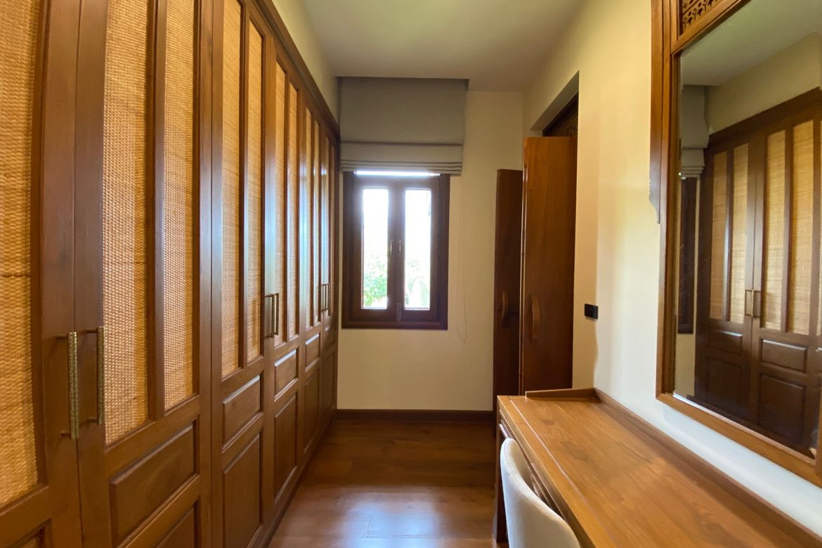 4 Bedroom House for sale-P-PHS996