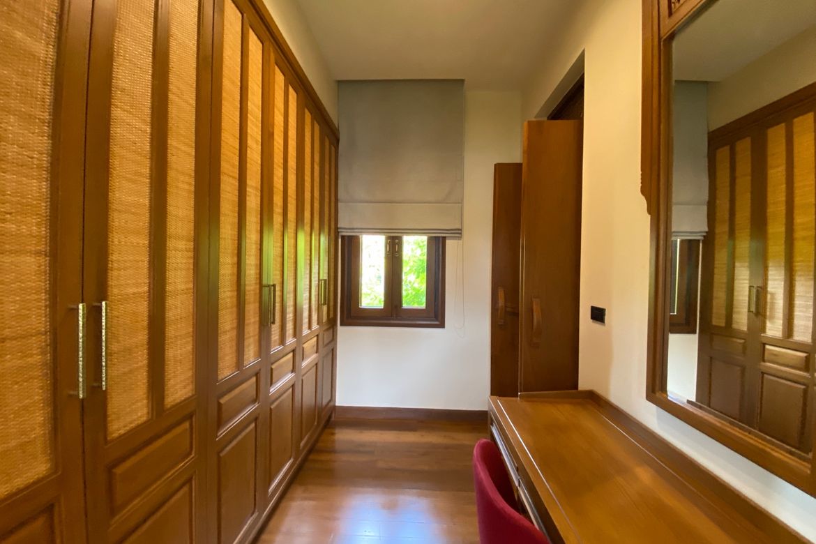 4 Bedroom House for sale-P-PHS996