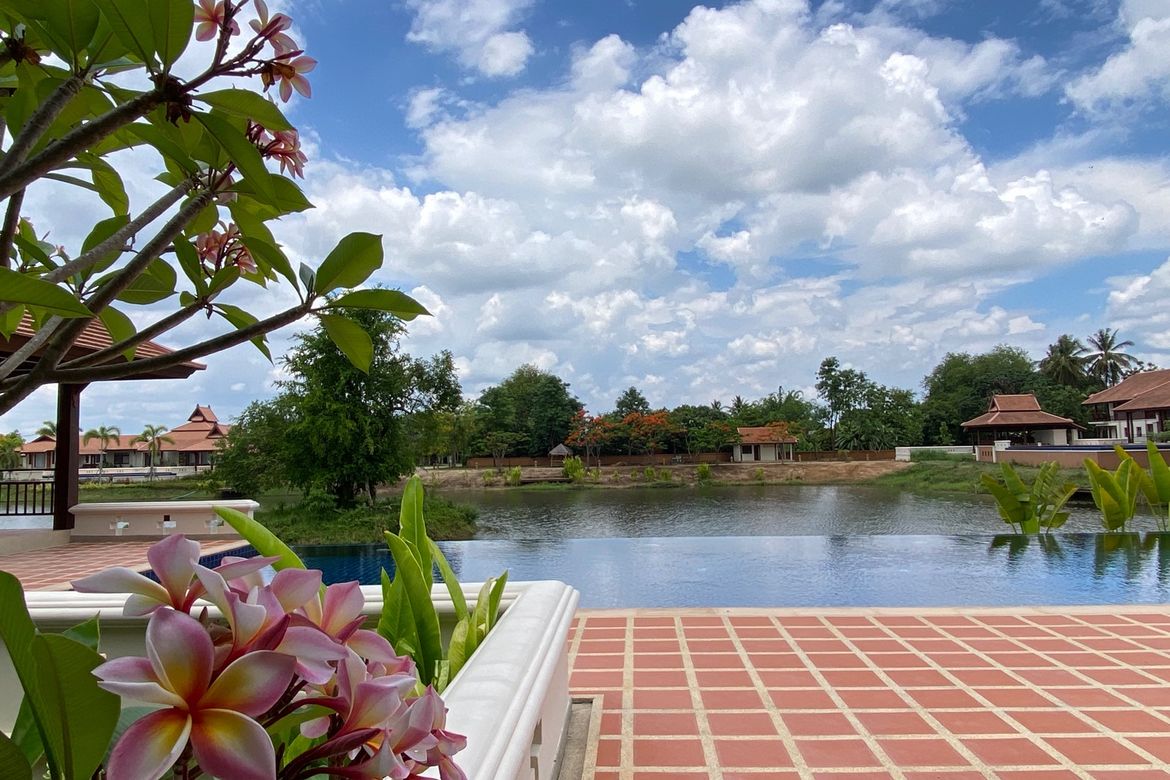 4 Bedroom House for sale-P-PHS996