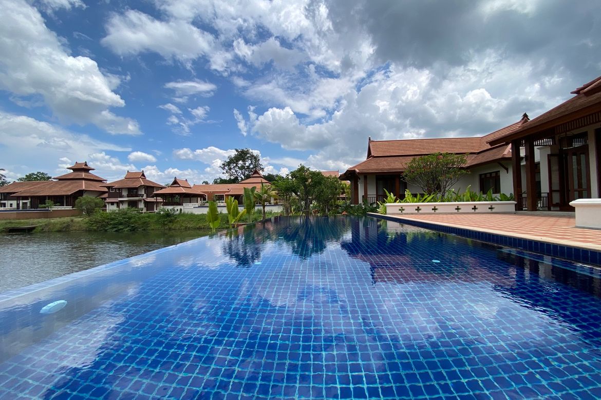 4 Bedroom House for sale-P-PHS996
