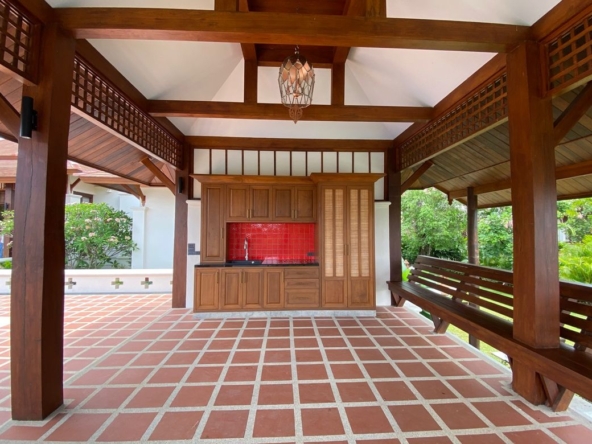 4 Bedroom House for sale-P-PHS996