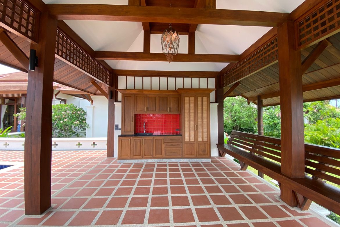 4 Bedroom House for sale-P-PHS996