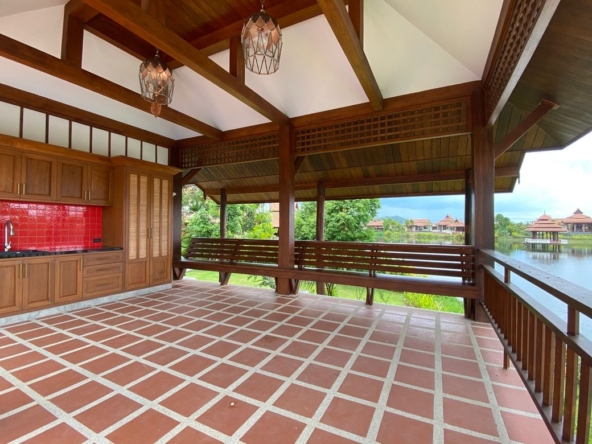 4 Bedroom House for sale-P-PHS996