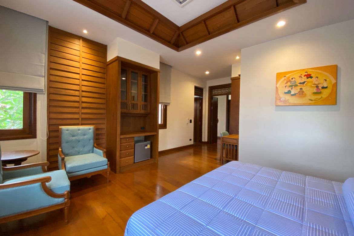 4 Bedroom House for sale-P-PHS996