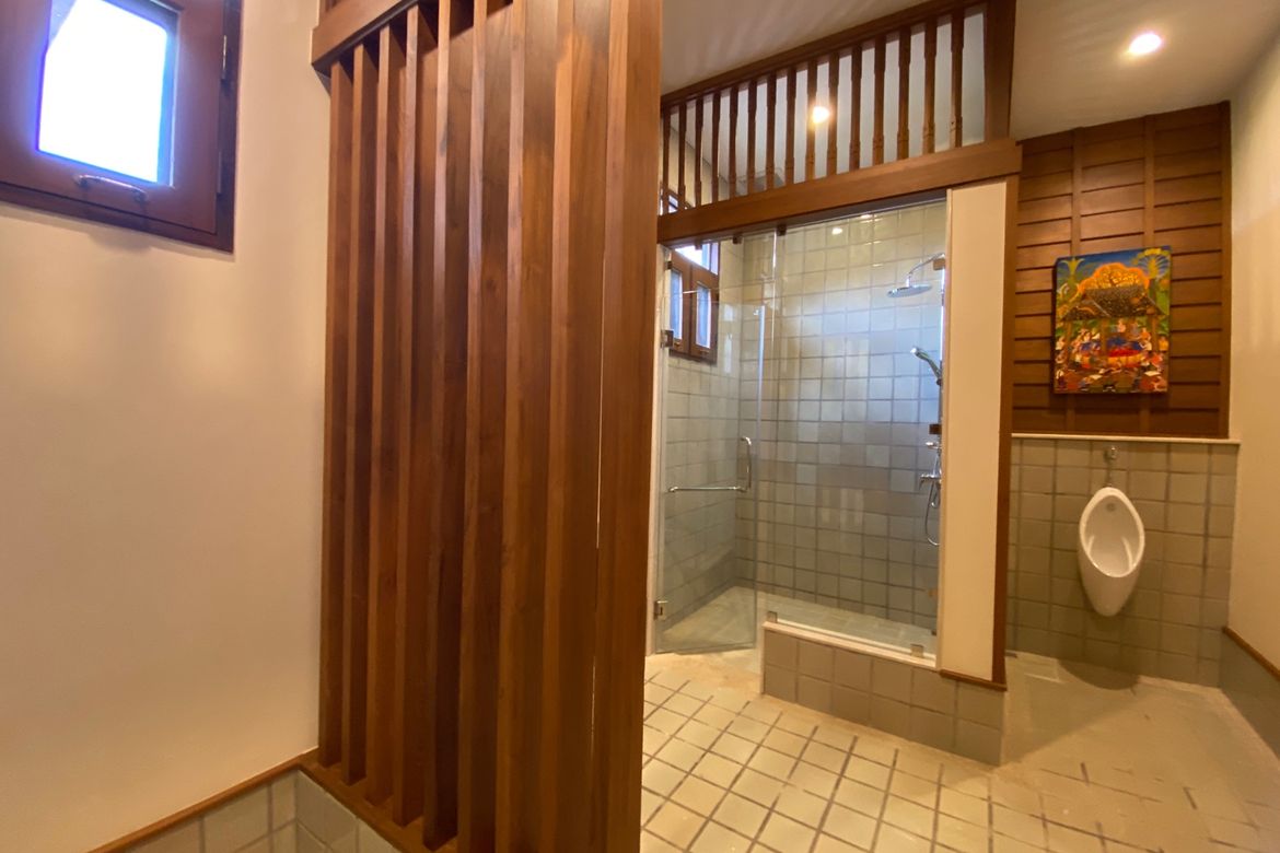 4 Bedroom House for sale-P-PHS996