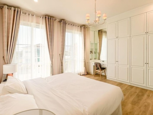 4 Bedroom House for sale-CMB-CMB04629