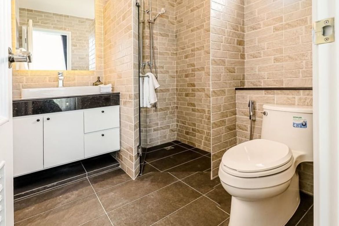 4 Bedroom House for sale-CMB-CMB04629