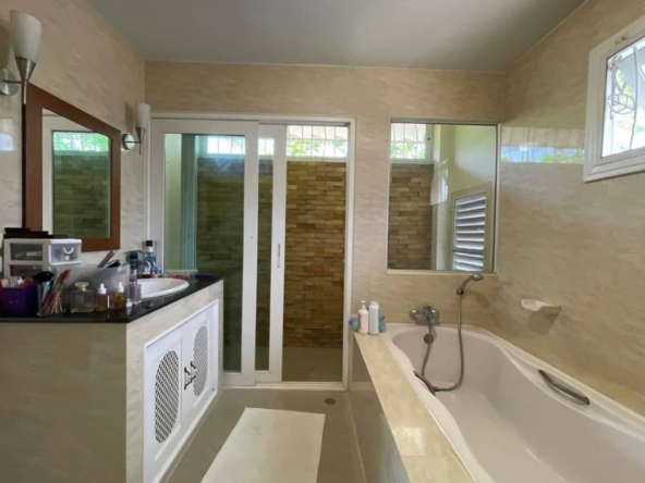 House for sale in the Home in Park project . Located within a very popular community in Nong Khwai Sub- District