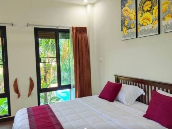 Chiang Mai-CMB-CMB04721