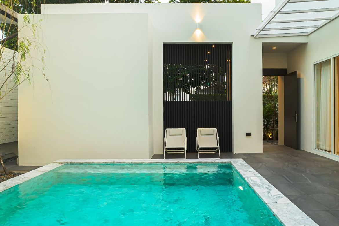 4 Bedrooms Luxurious Modern Minimalist Home at an Unbeatable Price: 13.99 Million THB-KMP-017986D