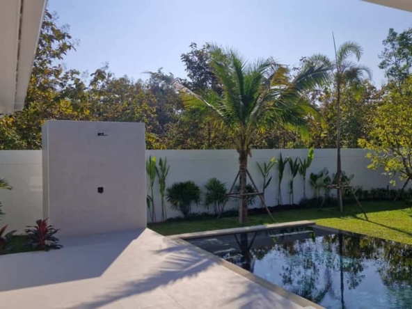 Luxury 5-Bedroom Pool Villa in a Prime Location Near International Schools in Chiang Mai-KMP-018790D