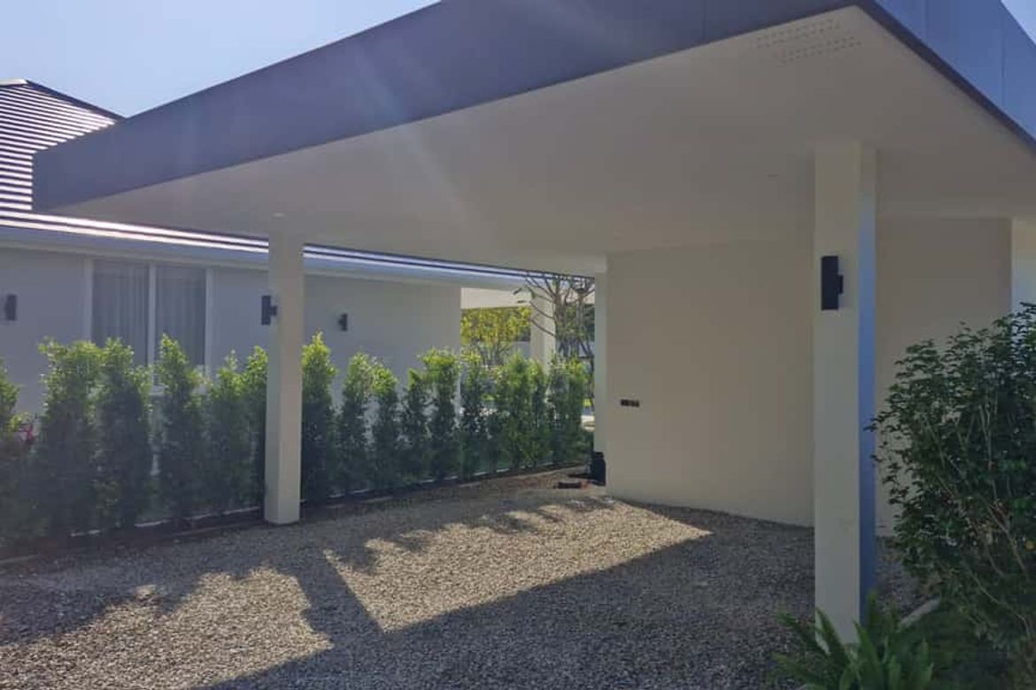 Luxury 5-Bedroom Pool Villa in a Prime Location Near International Schools in Chiang Mai-KMP-018790D