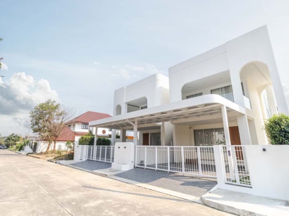 4 bedrooms