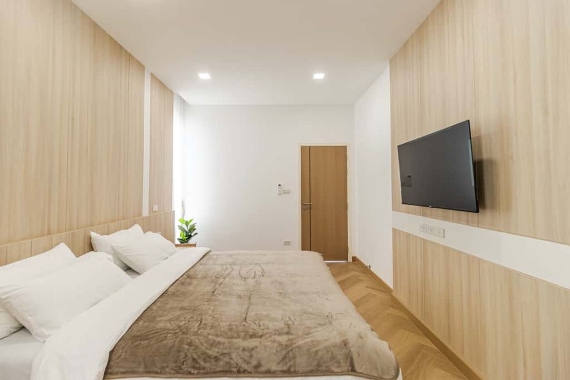 4 bedrooms