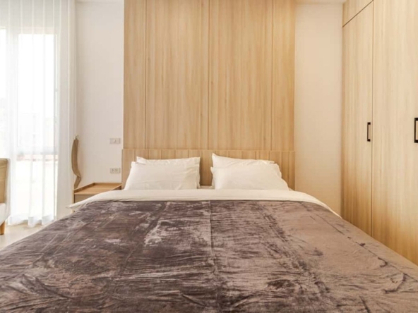4 bedrooms