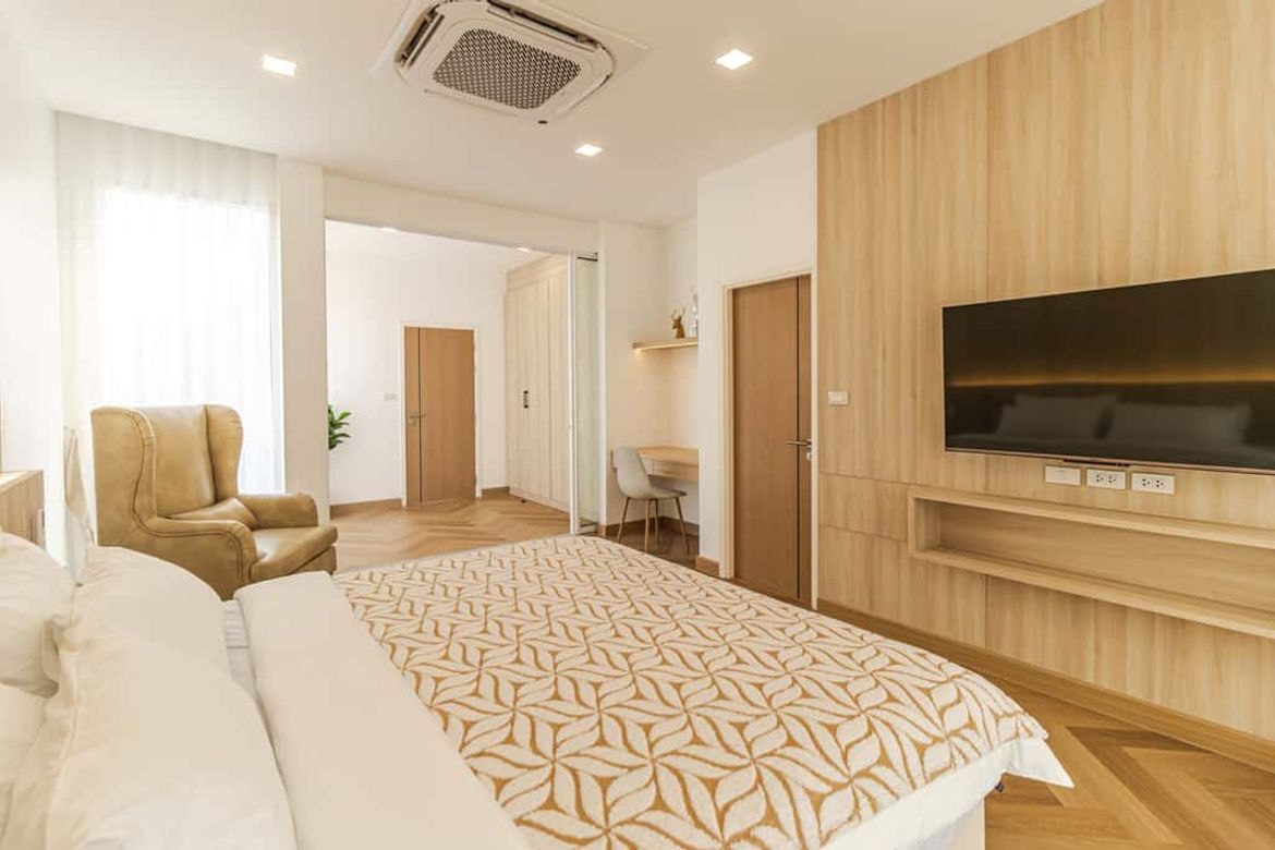 For sale 2-storey pool villa