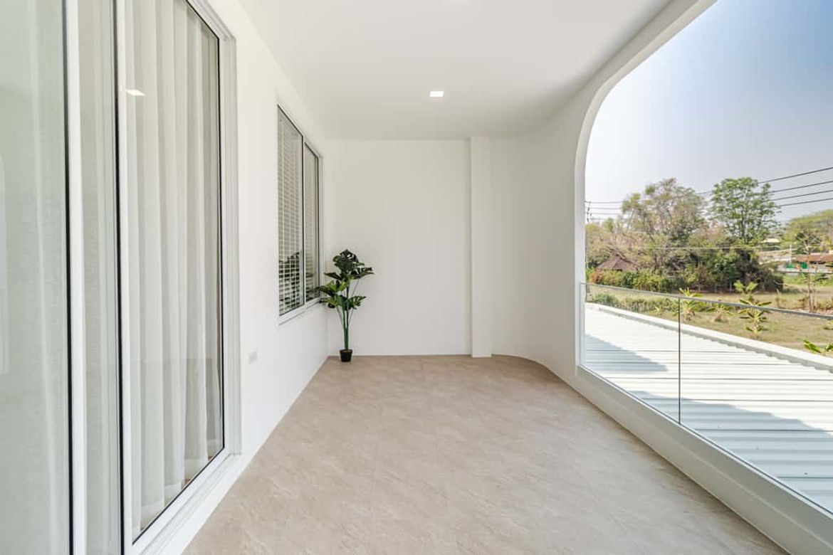 4 bedrooms