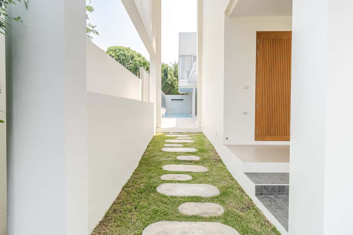 For sale 2-storey pool villa
