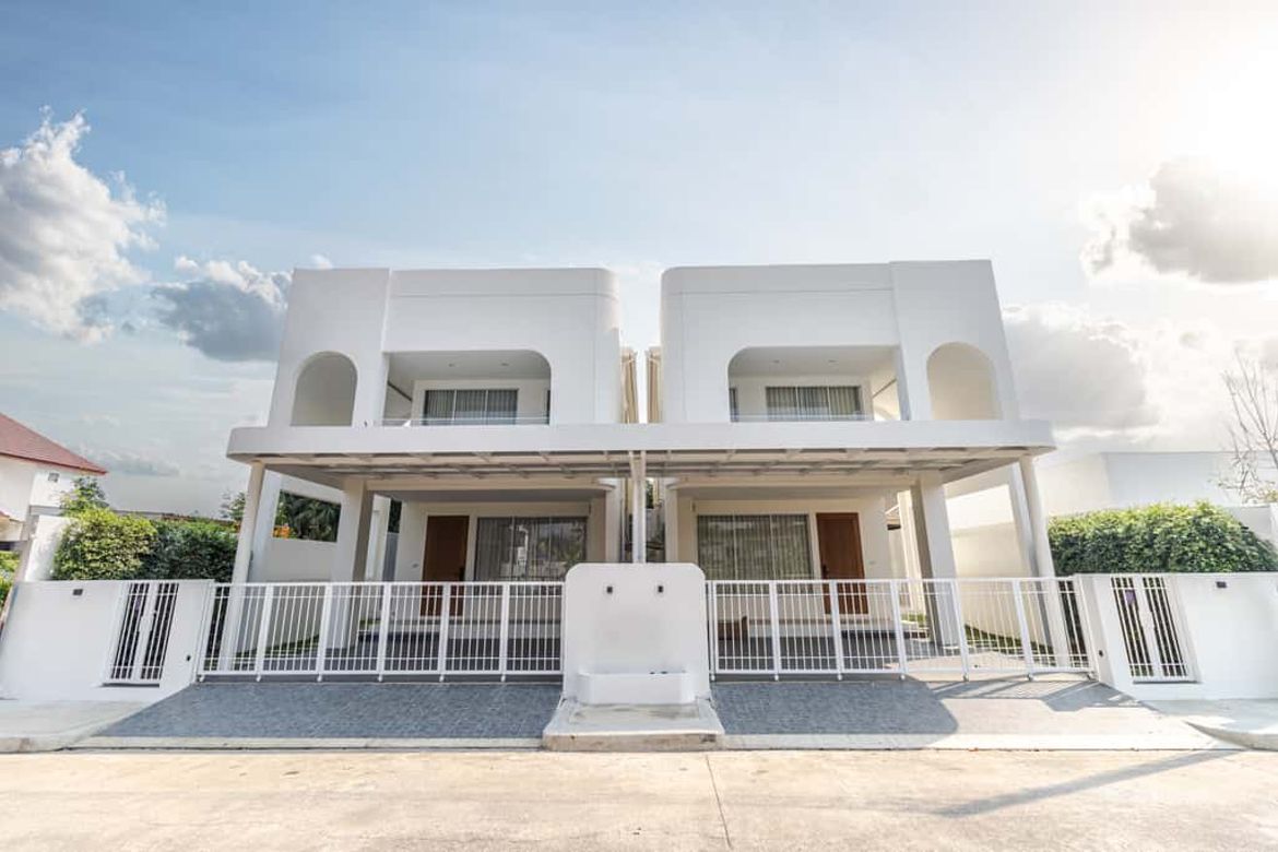 For sale 2-storey pool villa