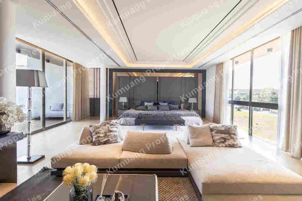Luxury Home 5 Bedrooms in World Club Land Village