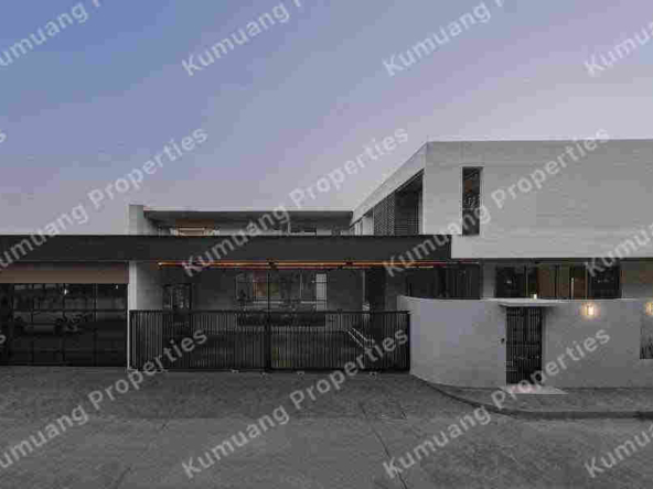 Luxury Home 5 Bedrooms in World Club Land Village