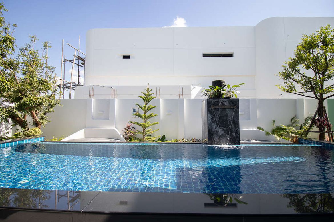 Molok architecture