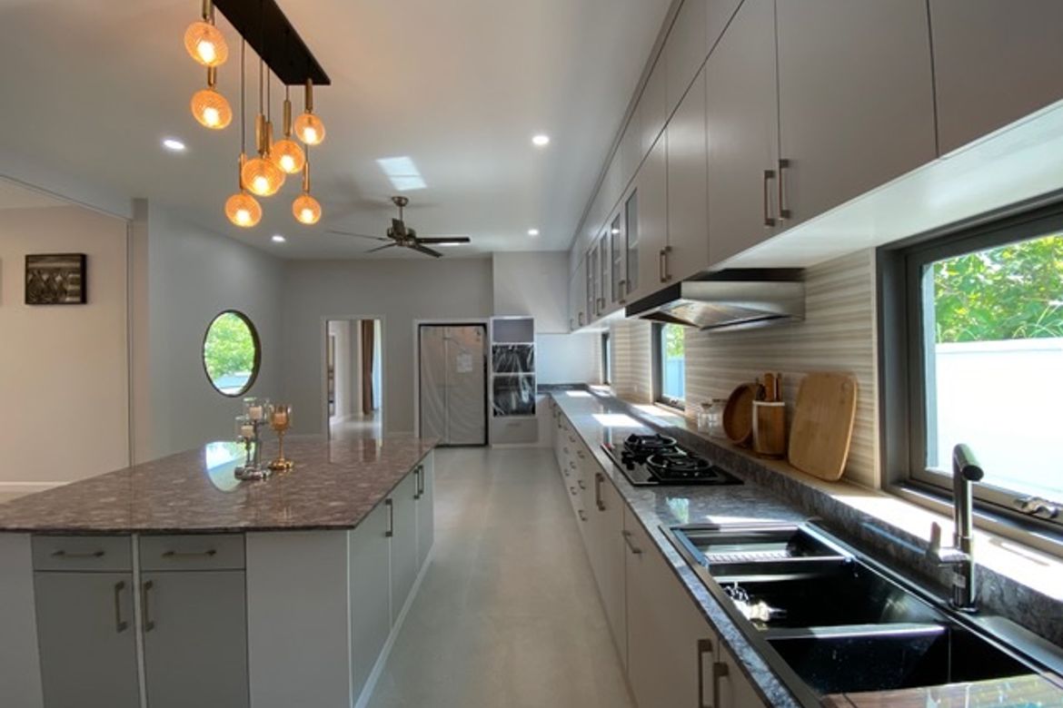 Brand new 3 bed house for sell in San Pa Tong