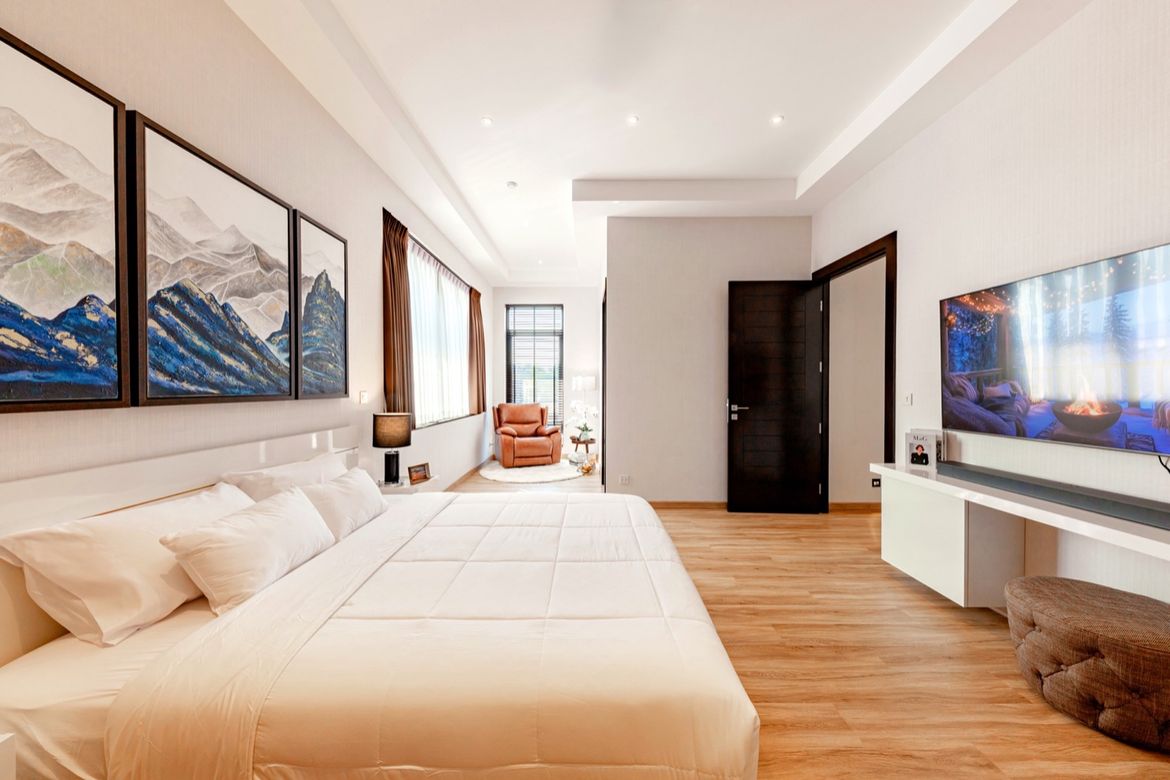 Brand new 5 bed with private pool for sale in Hang Dong