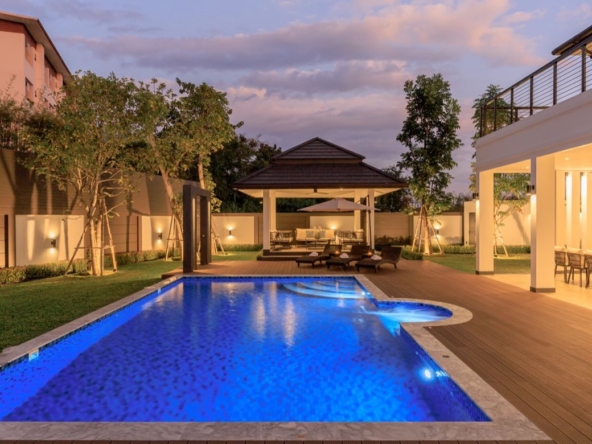 Brand new 5 bed with private pool for sale in Hang Dong