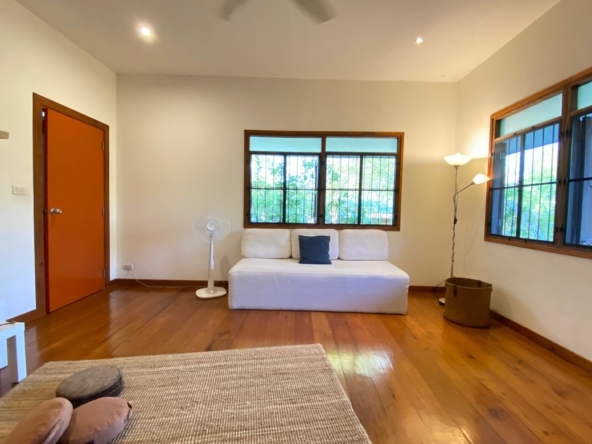 Chiang Mai-P-PHS1117
