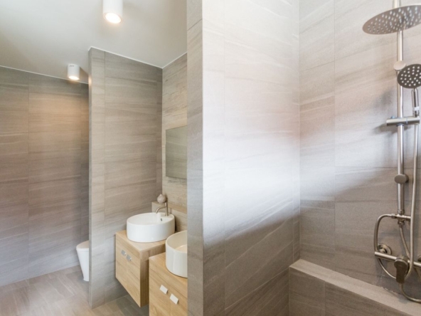A brand new pool villa for sale in Hang Dong