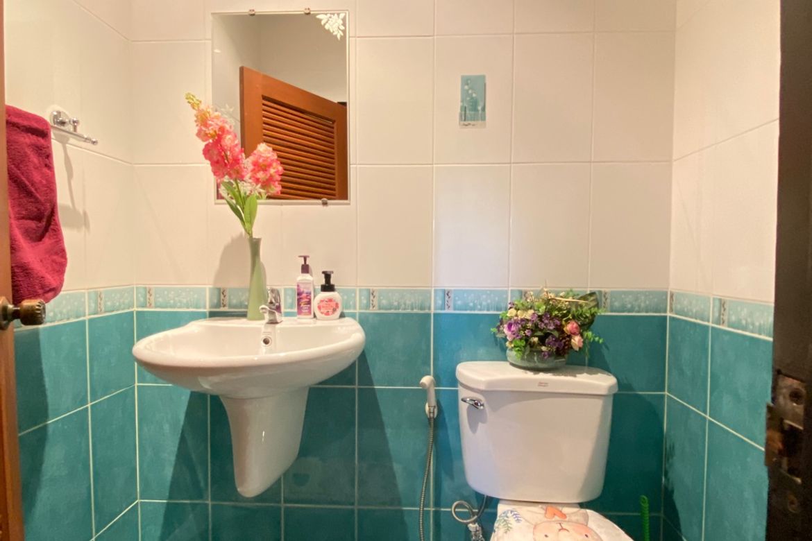 2 bed house with a private pool for sale in Hang Dong