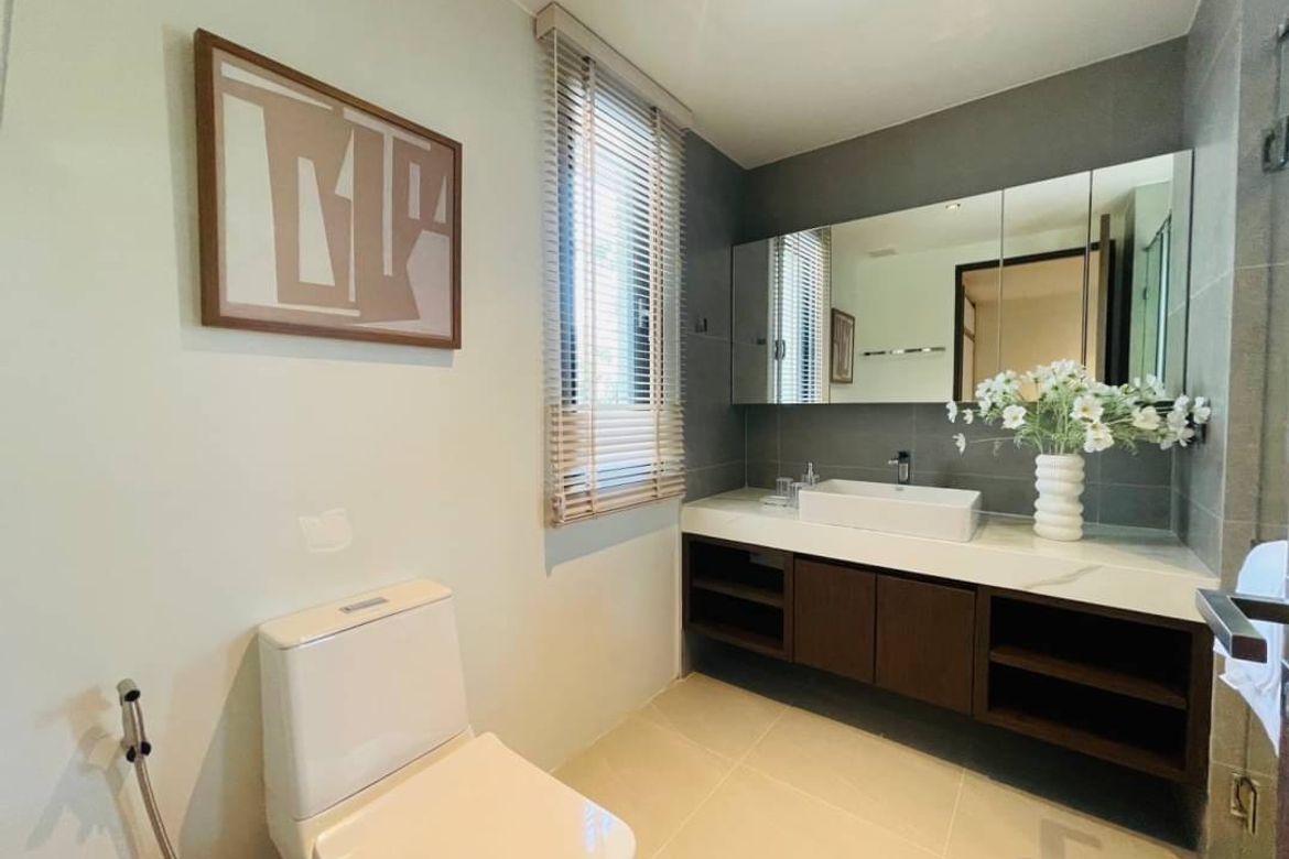 Luxury Pool Villa Model style for Sale in Green Valley project