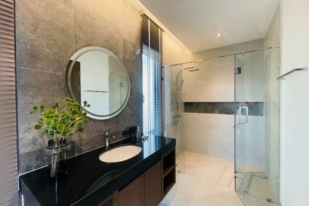 Luxury Pool Villa Model style for Sale in Green Valley project
