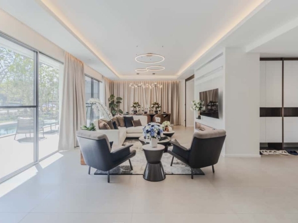 Luxury Villa with Private Pool for Sale in Summit Green Valley