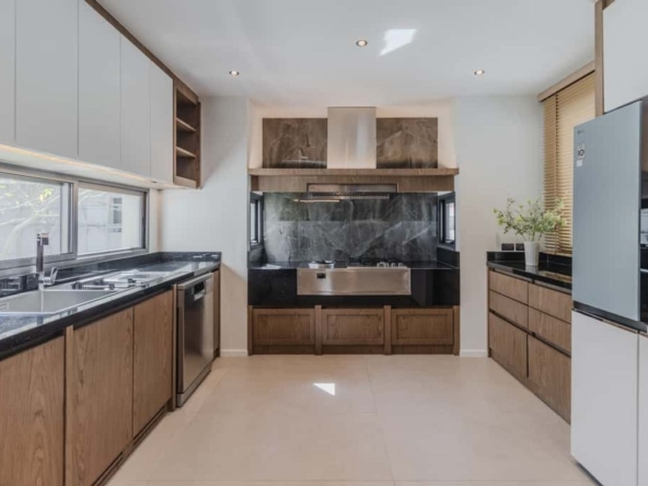 Luxury Villa with Private Pool for Sale in Summit Green Valley