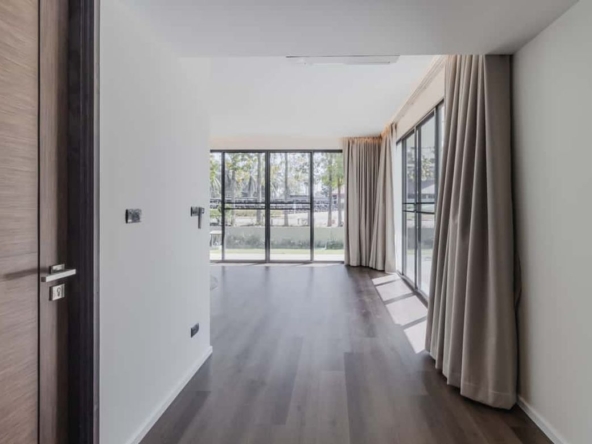 Luxury Villa with Private Pool for Sale in Summit Green Valley