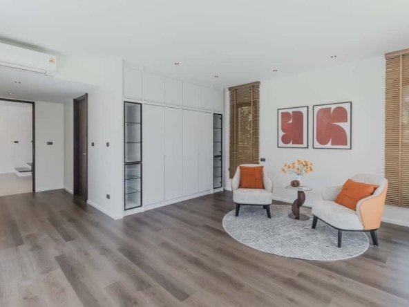 Luxury Villa with Private Pool for Sale in Summit Green Valley