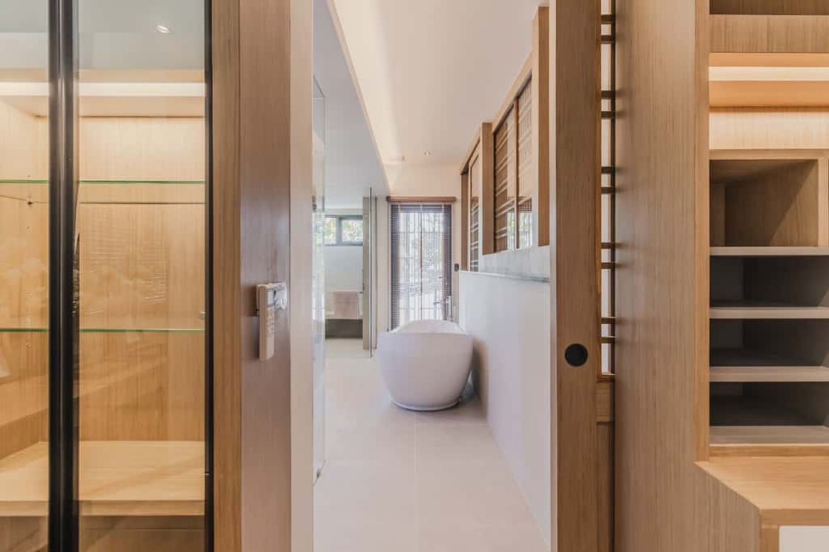 Luxury Villa with Private Pool for Sale in Summit Green Valley
