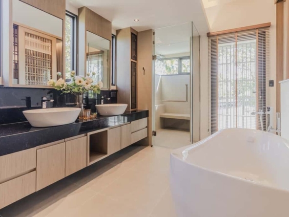 Luxury Villa with Private Pool for Sale in Summit Green Valley