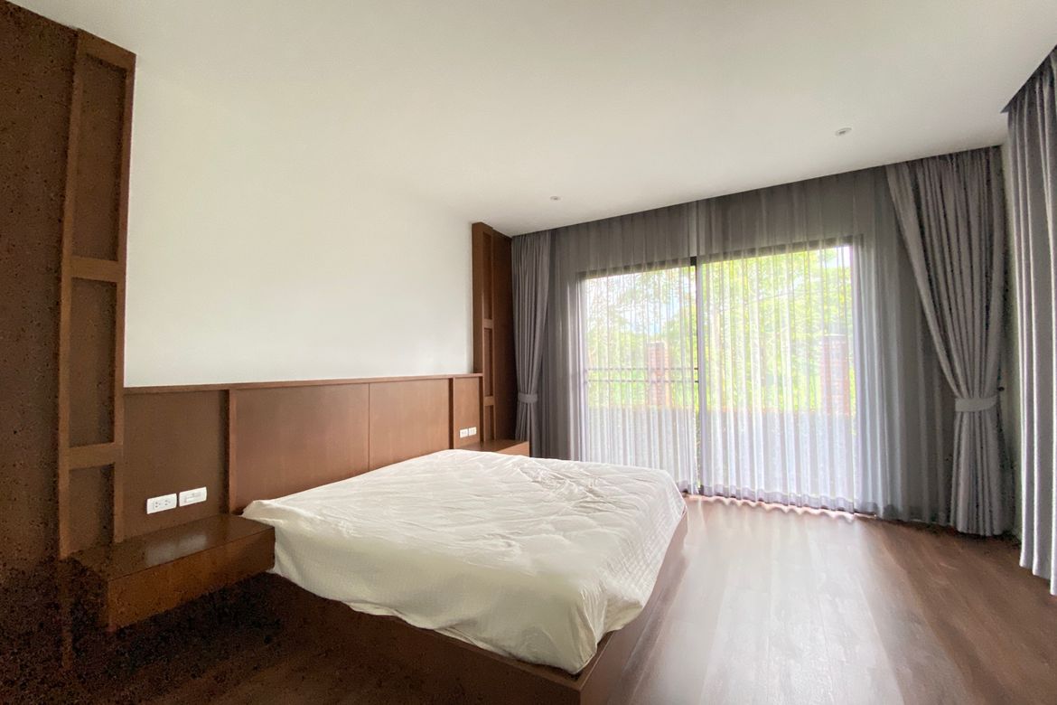 4 bed house for sale at The Green Valley Golf Course in Chiang Mai-P-PHS1014