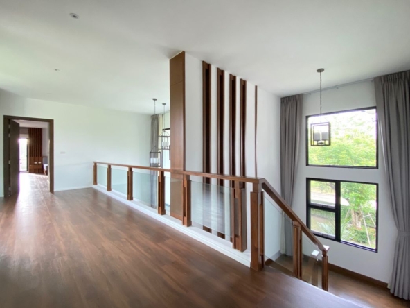 4 bed house for sale at The Green Valley Golf Course in Chiang Mai-P-PHS1014