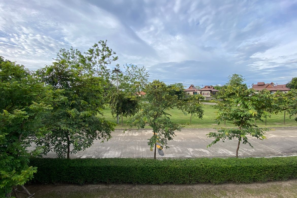 4 bed house for sale at The Green Valley Golf Course in Chiang Mai-P-PHS1014