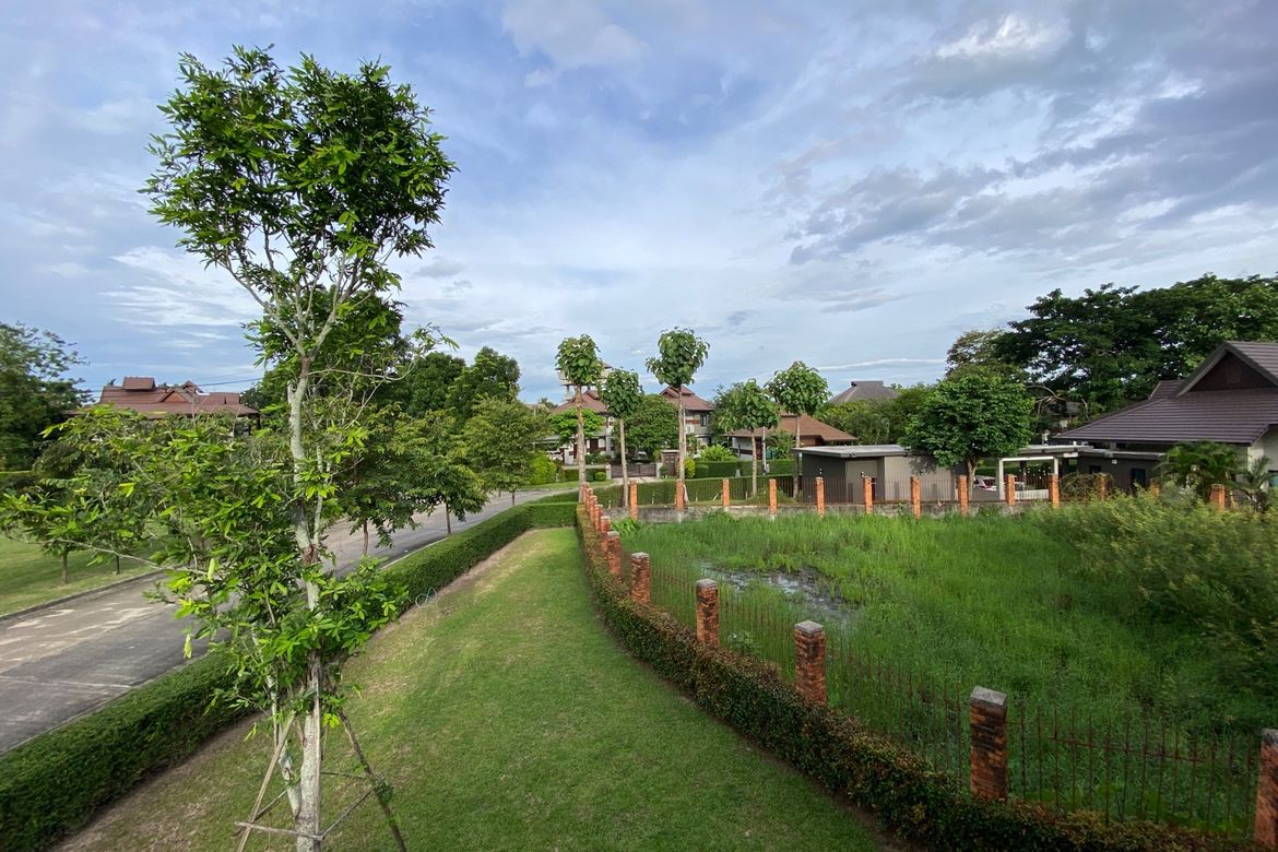 4 bed house for sale at The Green Valley Golf Course in Chiang Mai-P-PHS1014