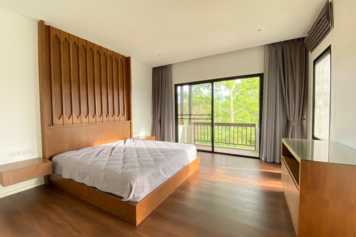 4 bed house for sale at The Green Valley Golf Course in Chiang Mai-P-PHS1014