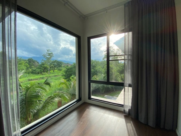 4 bed house for sale at The Green Valley Golf Course in Chiang Mai-P-PHS1014