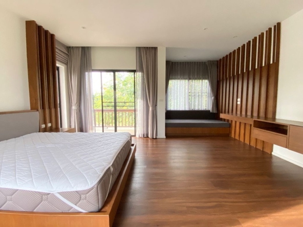 4 bed house for sale at The Green Valley Golf Course in Chiang Mai-P-PHS1014
