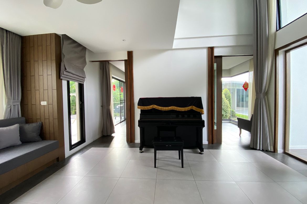 4 bed house for sale at The Green Valley Golf Course in Chiang Mai-P-PHS1014