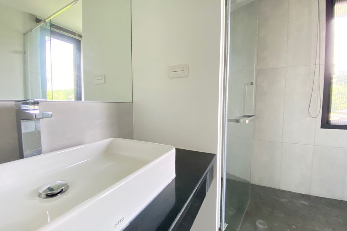 4 bed house for sale at The Green Valley Golf Course in Chiang Mai-P-PHS1014