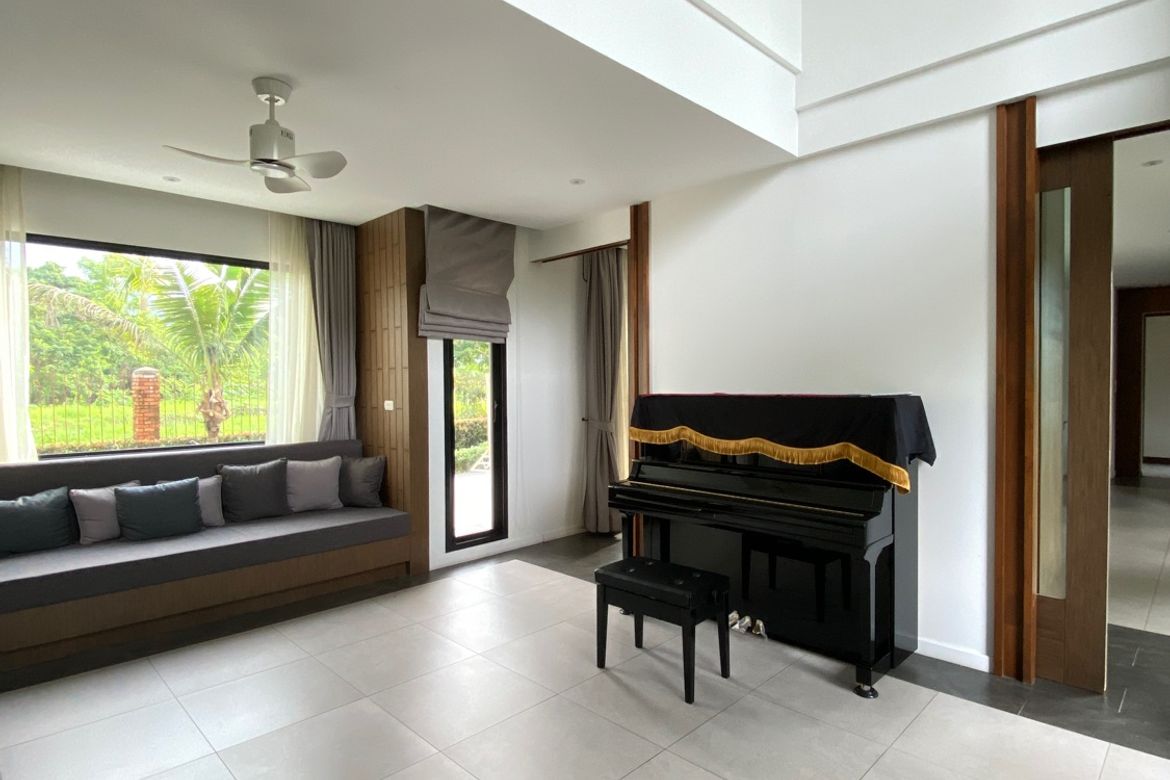 4 bed house for sale at The Green Valley Golf Course in Chiang Mai-P-PHS1014